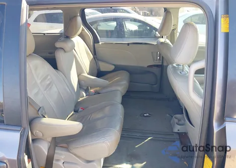 2013 Toyota Sienna Xle V6 8 Passenger из США, поврежденный, VIN 5TDYK3DC3DS393899